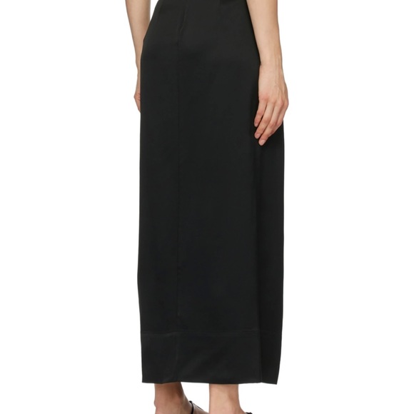 Black viscose column skirt - Picture 2 of 7